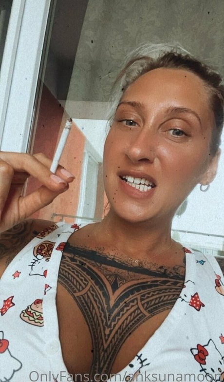 anksunamoon xxx actress galleries