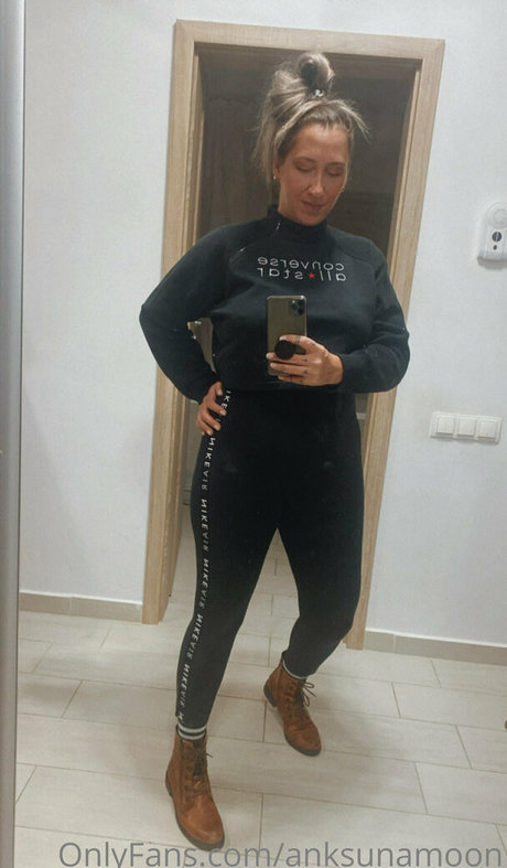 anksunamoon star sex galleries