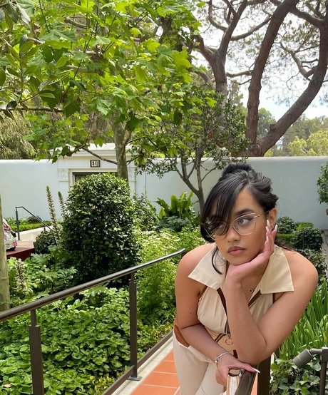 itsqueennovaa pornographic star photo