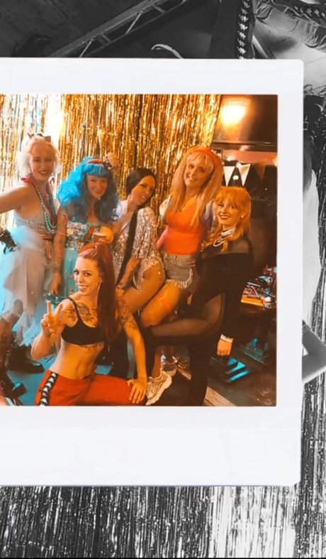 Dakota Blue Richards beautiful pornstar gallery