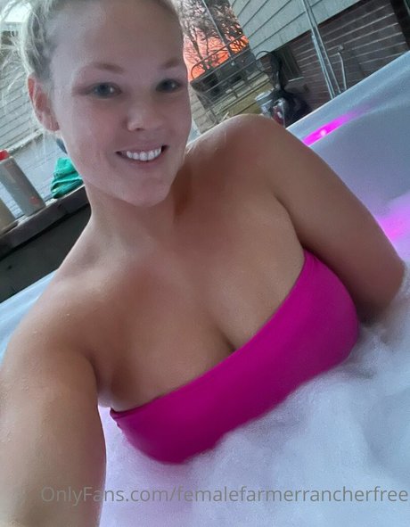femalefarmerrancherfree model nudes pic