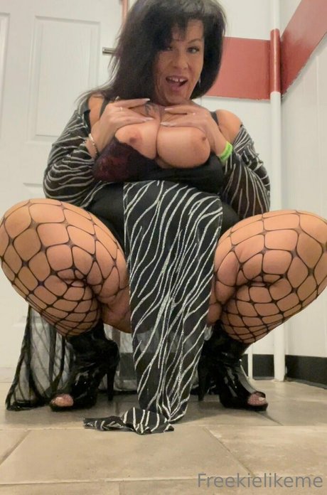 Freekielikeme star beautiful photos