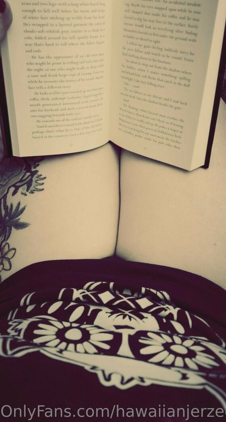 hawaiianjerzee sexy actress pics