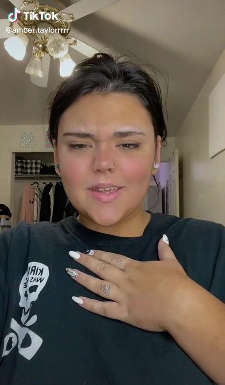 ababieeeee erotic actress image