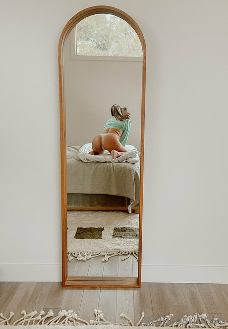 gelatosunrise pretty actress galleries