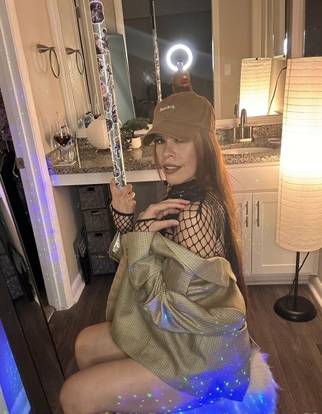 squirt teen onlyfans perfect image