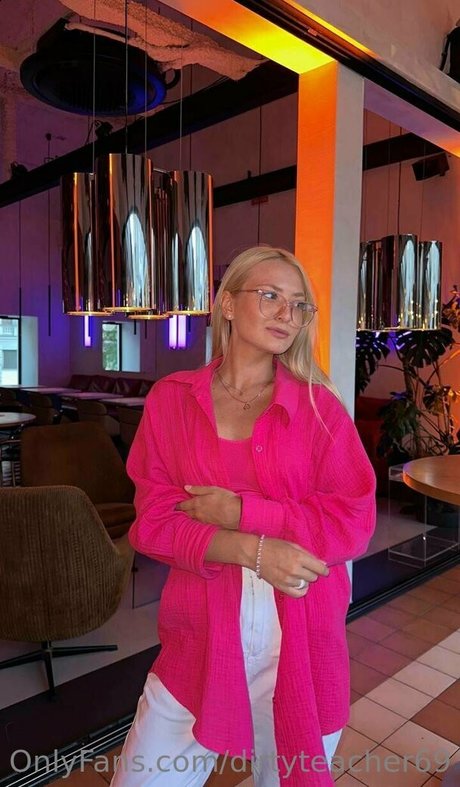 small onlyfans beautiful nude photo