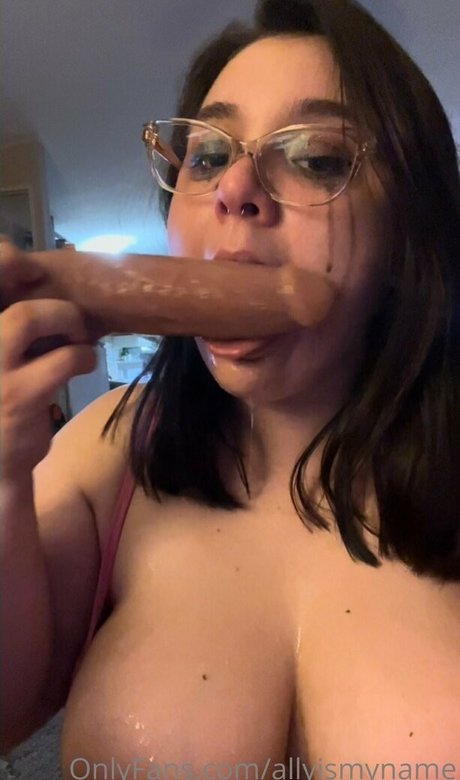 allyismyname star exclusive pics