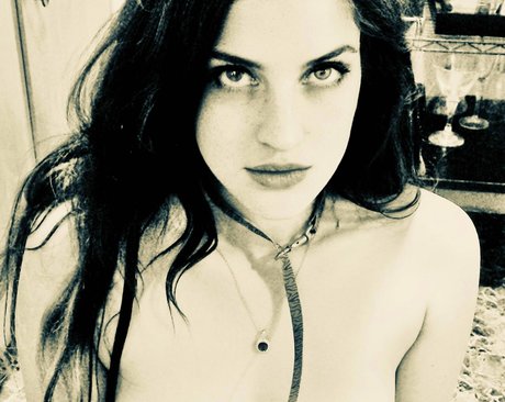 Divajilly model art image