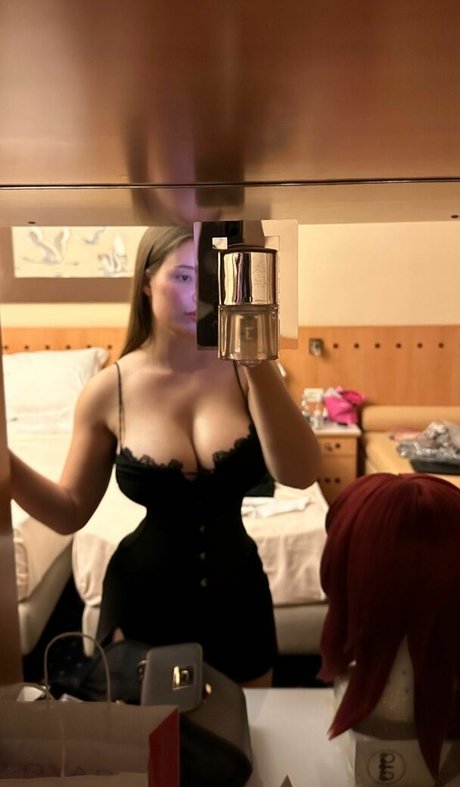 moonchild 77 model xxx img