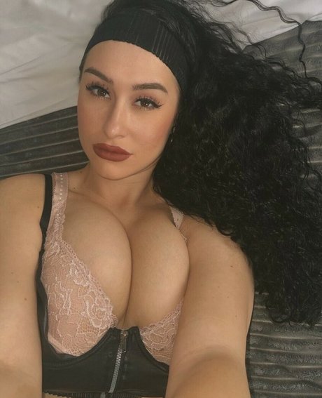 Heather Lynn star pretty pic