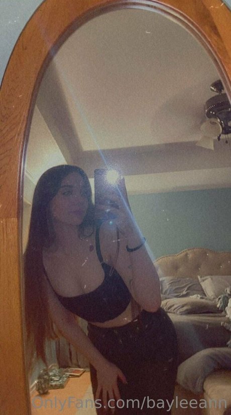 bayleeann star adult img