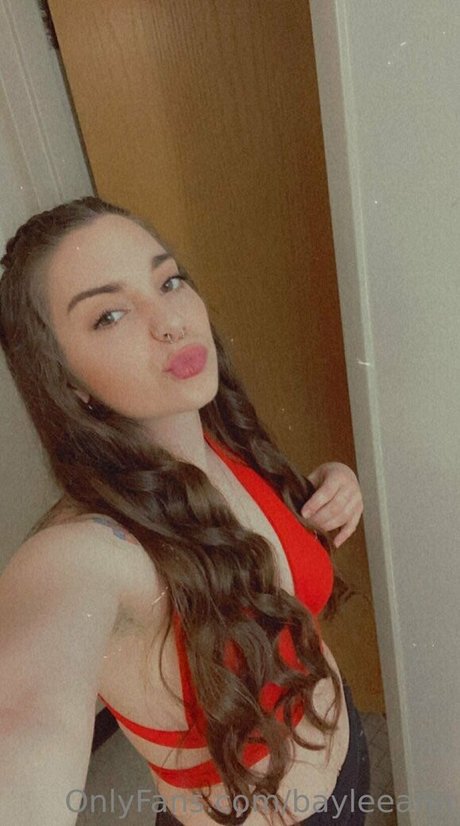 bayleeann sexy model picture