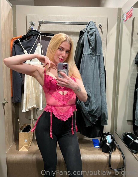 thick girls onlyfans naked image