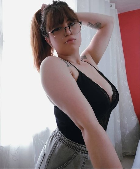 Lais Lisboa model exclusive archive