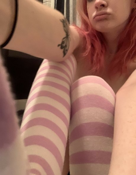 pretty pussy onlyfans free xxx photo