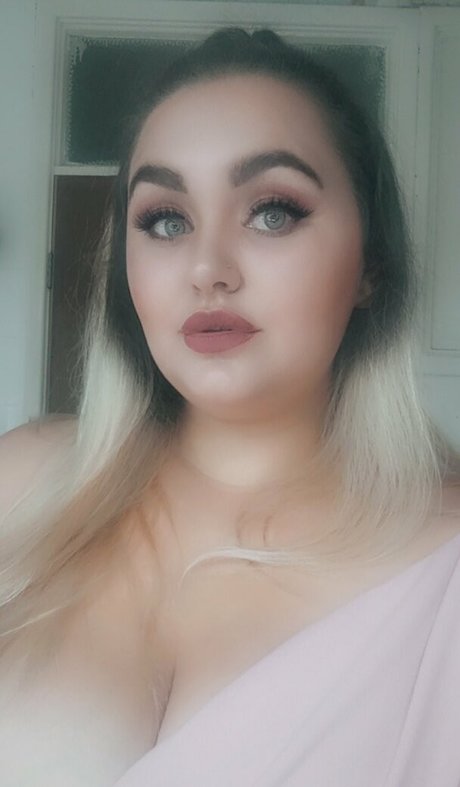 btattooed angel star hot pictures