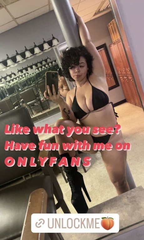 Krissykat2333 pornstar high quality pics