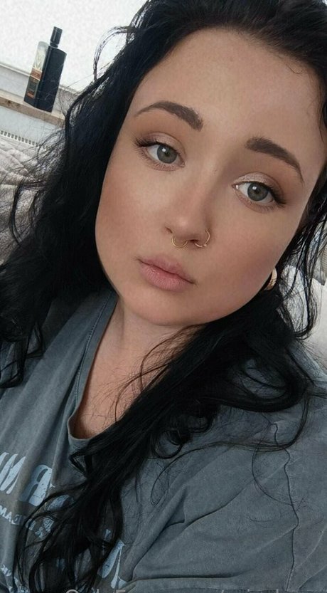 missluup erotic star gallery