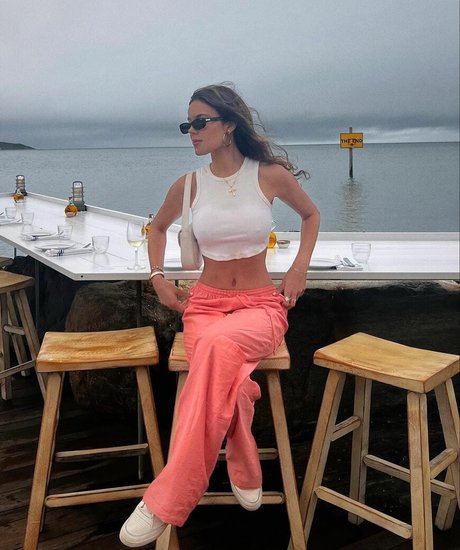 flat chested onlyfans beautiful xxx pic