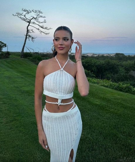 Ella Mendelsohn erotic pornstar archive