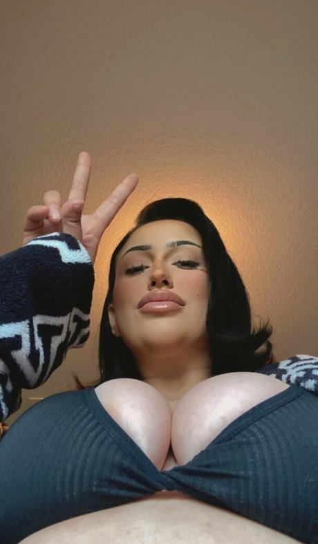 Getabaghoe star adult photos