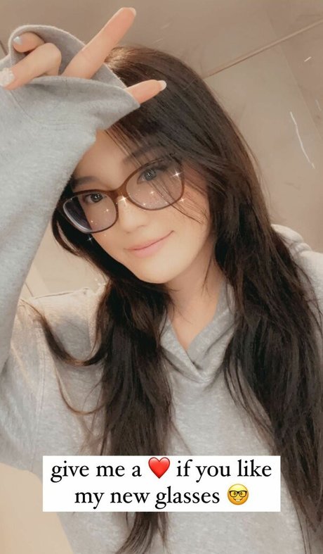 Plushys exclusive actress galleries