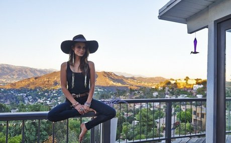 Nathalie Kelley Profile Photo