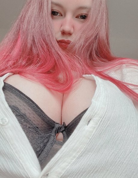 flat chested onlyfans sexy gallery