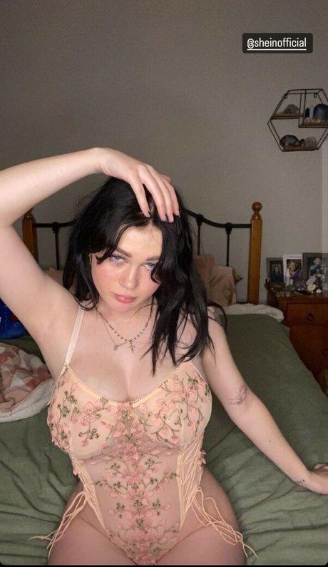 Emily Maye Russ star images