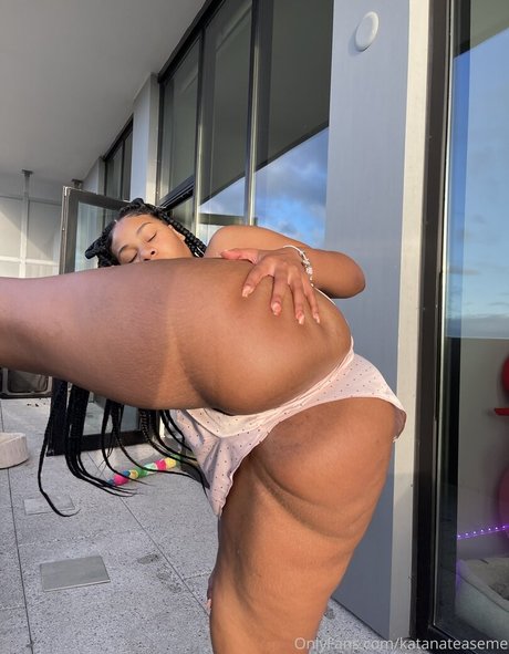 Katanah Tease star adult pics