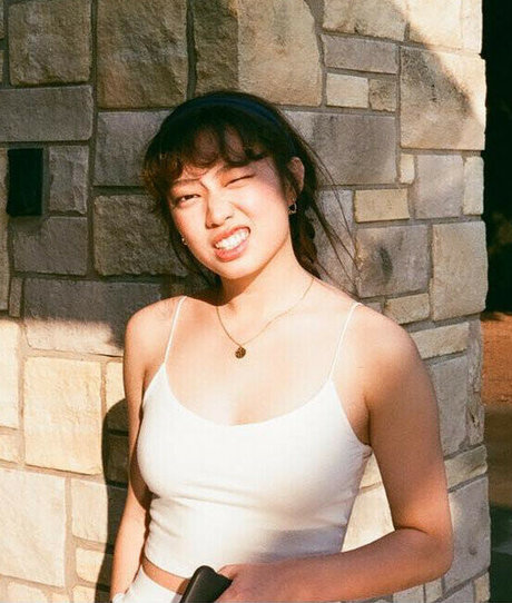 Yujin erotic pornstar pics