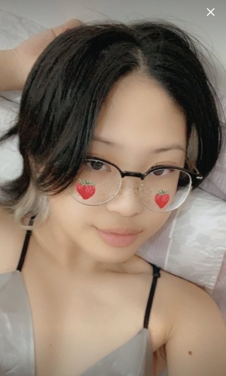 Strawberrybebby sex pornstar photos