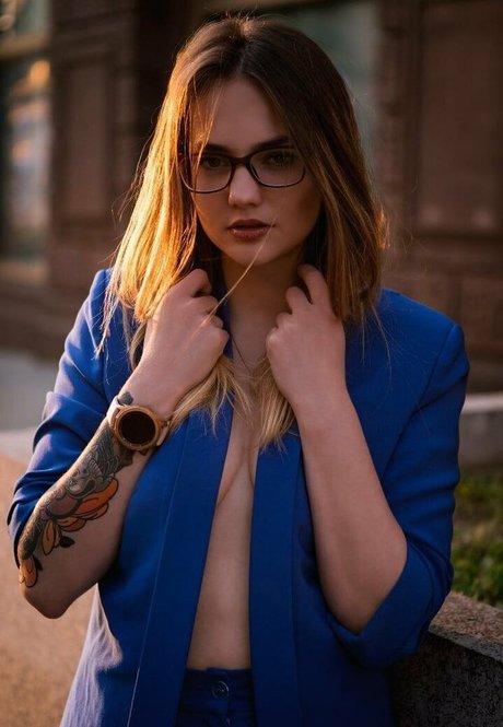 Mary Bell sex model images