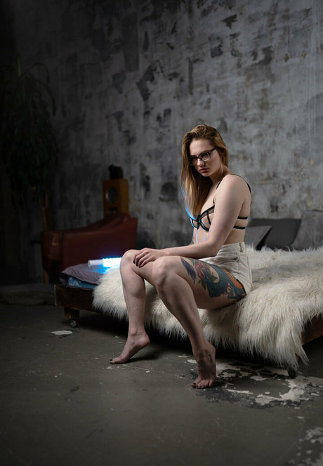 Mary Bell star sex image