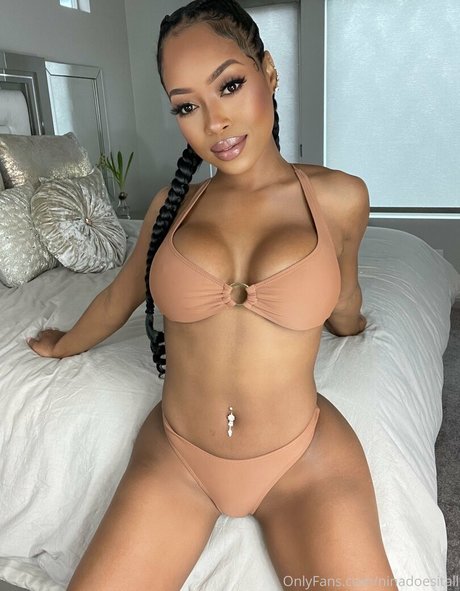 ninadoesitall adult model photo