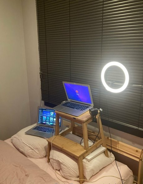 pink knees nudes pornstar gallery