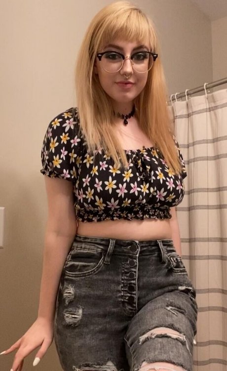 Splishbie pornstar sexy img