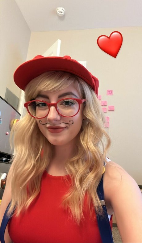 Splishbie pretty actress archive