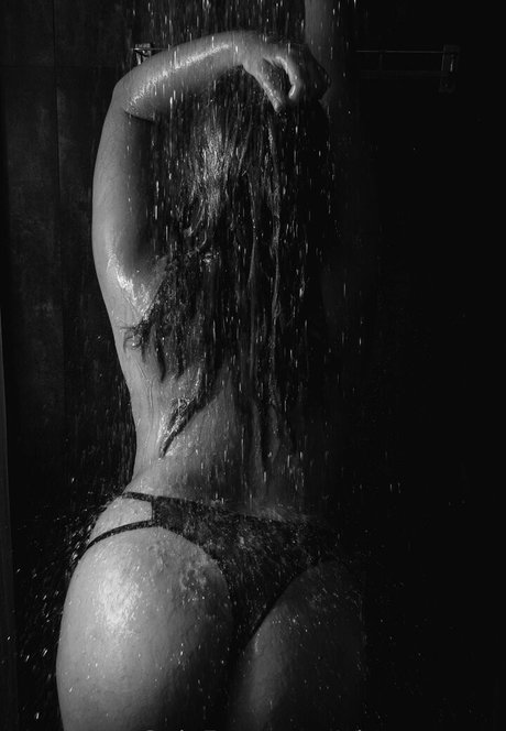 alonesuarez nudes model galleries