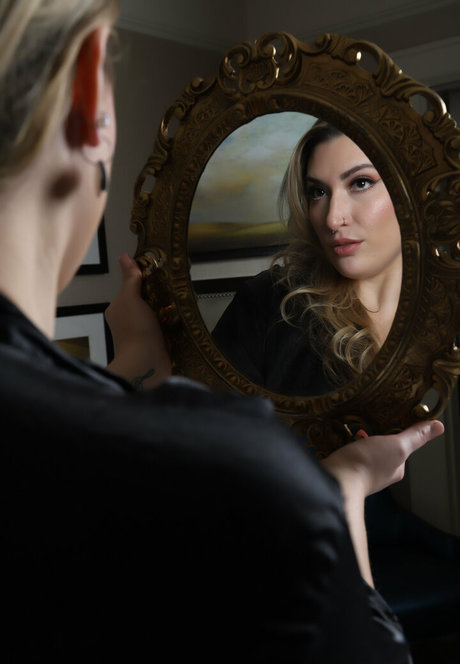 nude selfie onlyfans beautiful archive