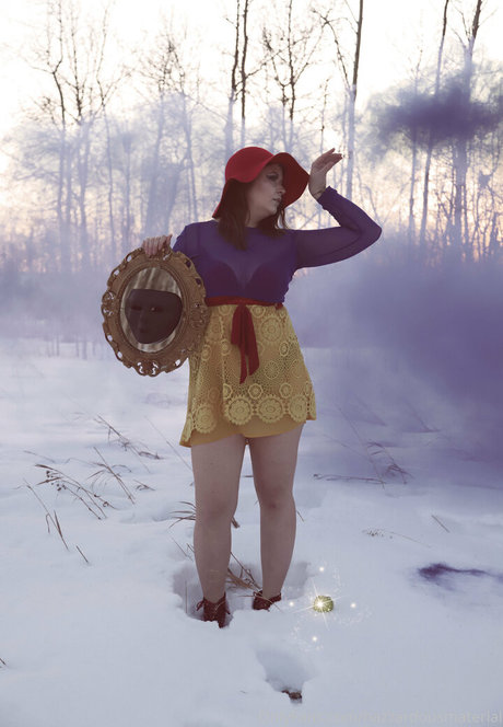 hazzardousmaterial nude star img