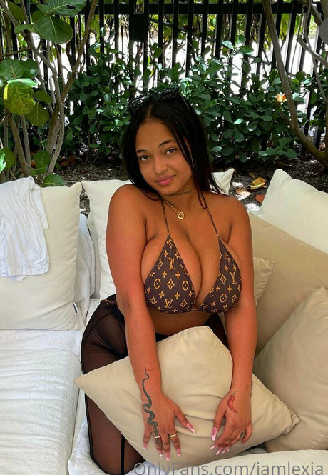 real twin onlyfans free nude image