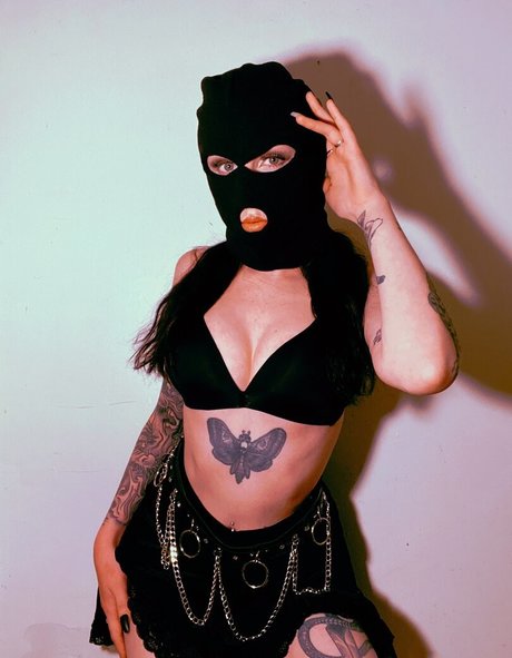 Morgan Adams nude pornstar picture