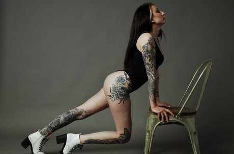 Morgan Adams high quality star archive