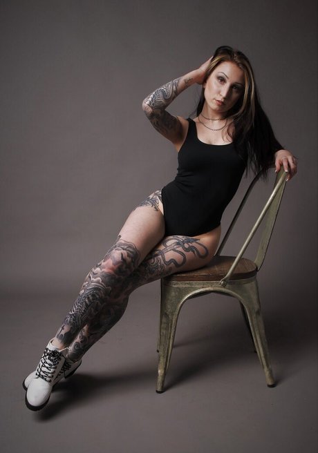 Morgan Adams pretty actress img