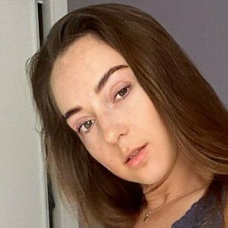 eveconfetti sexy model img