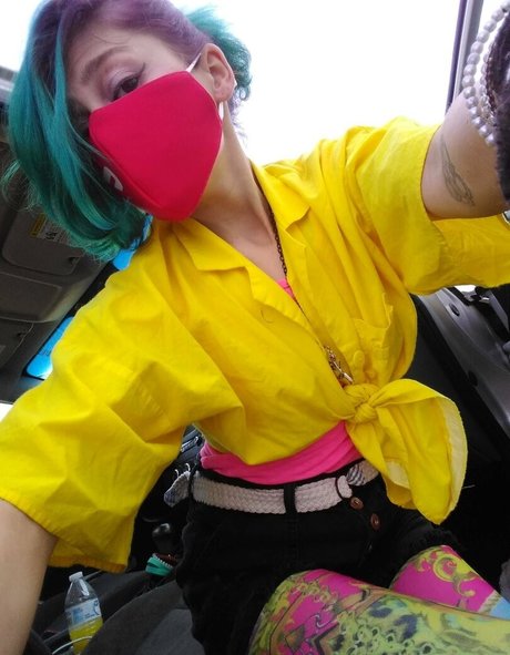 pyxxii hot model pic