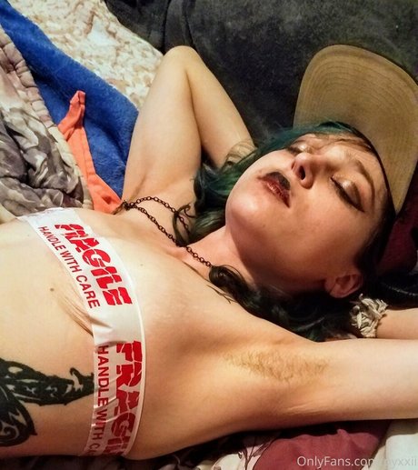 pyxxii free star img