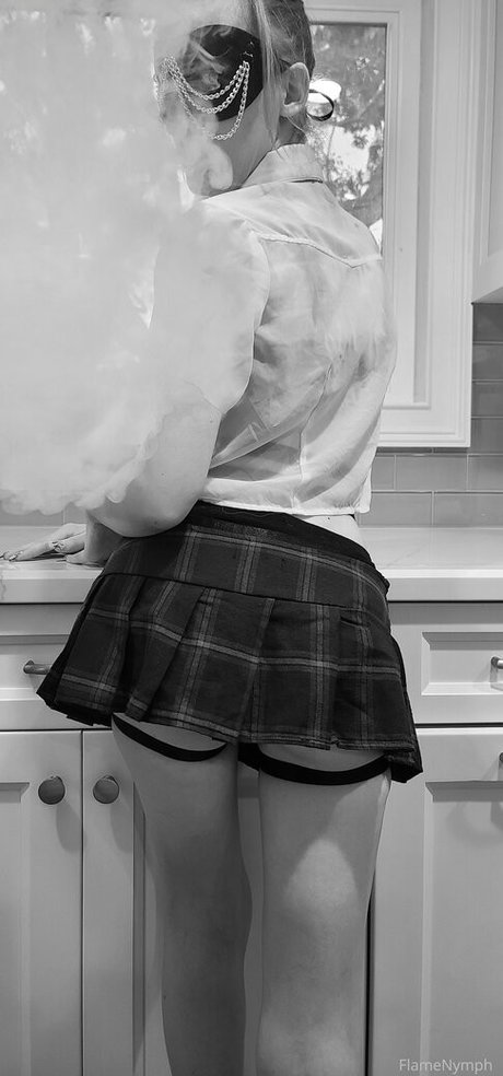 flamenymph model pornographic images